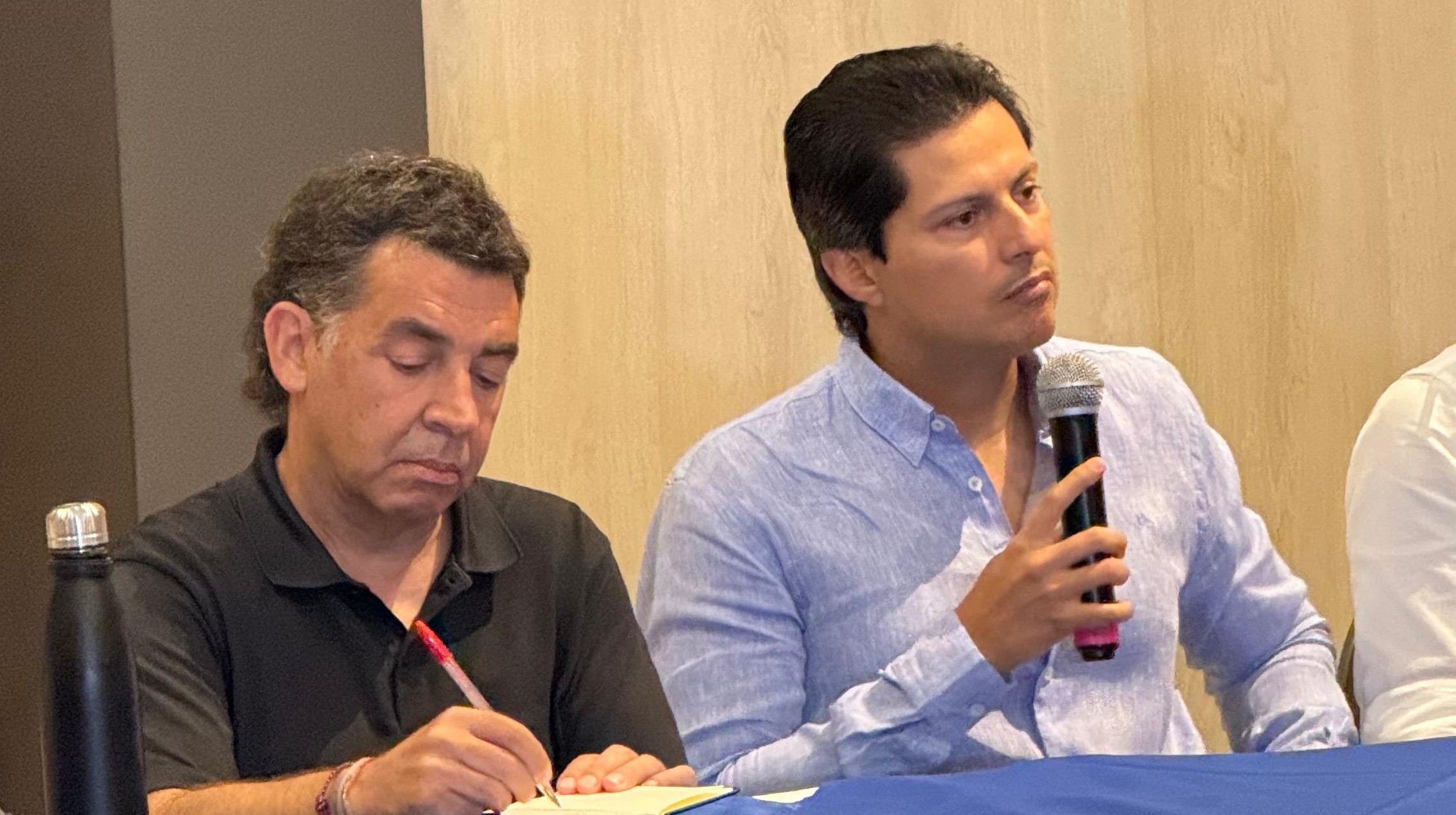 Defensor del Pueblo de Barcelona califica asesinato de Miguel Uribe Turbay como un atentado contra la democracia