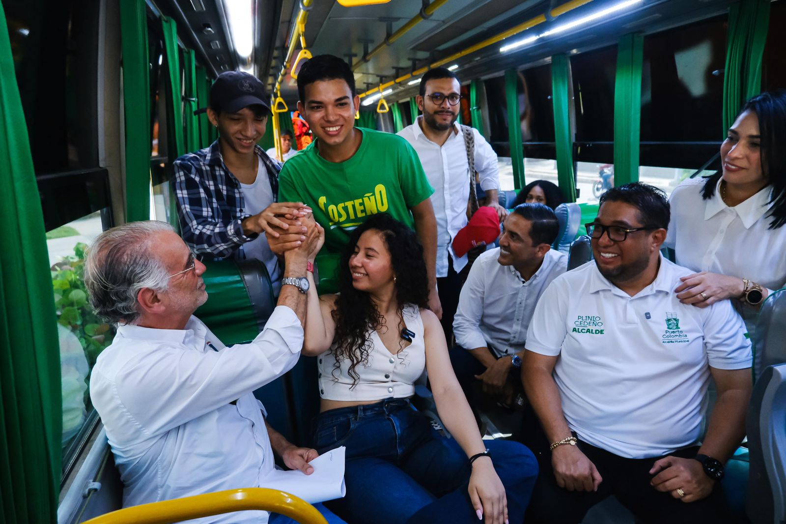 Gobernación del Atlántico anuncia a 3.384 beneficiarios de los municipios del subsidio de transporte universitario