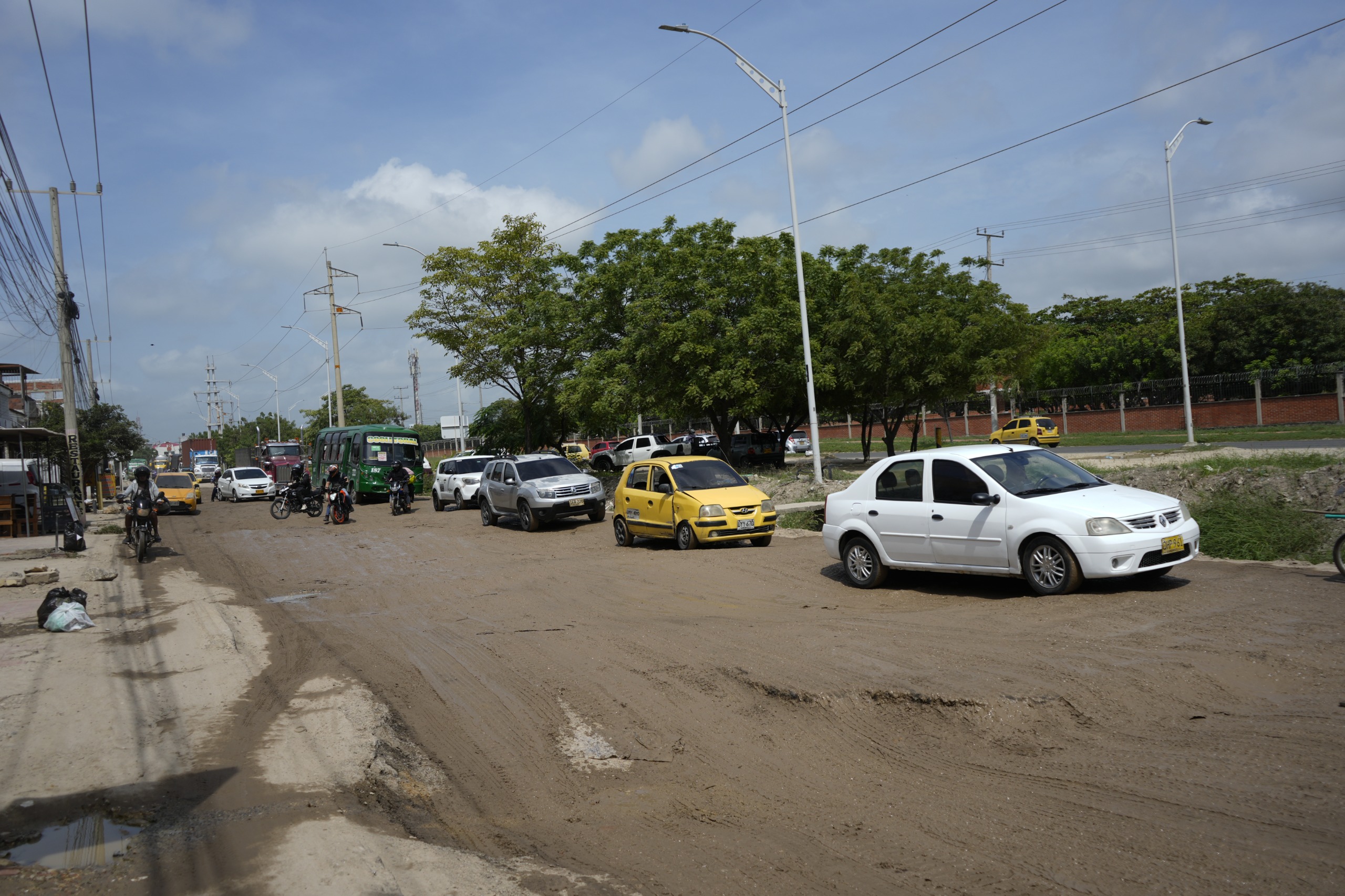 Seis firmas participan en la licitación para pavimentar tramo de la Circunvalar en Soledad