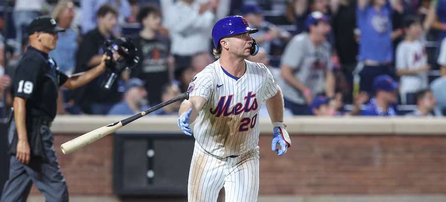 Pete Alonso rompe récord histórico de jonrones con los Mets en triunfo sobre los Bravos