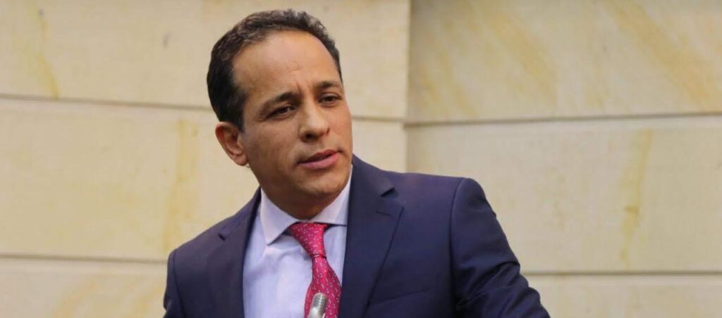 Alexander López Maya