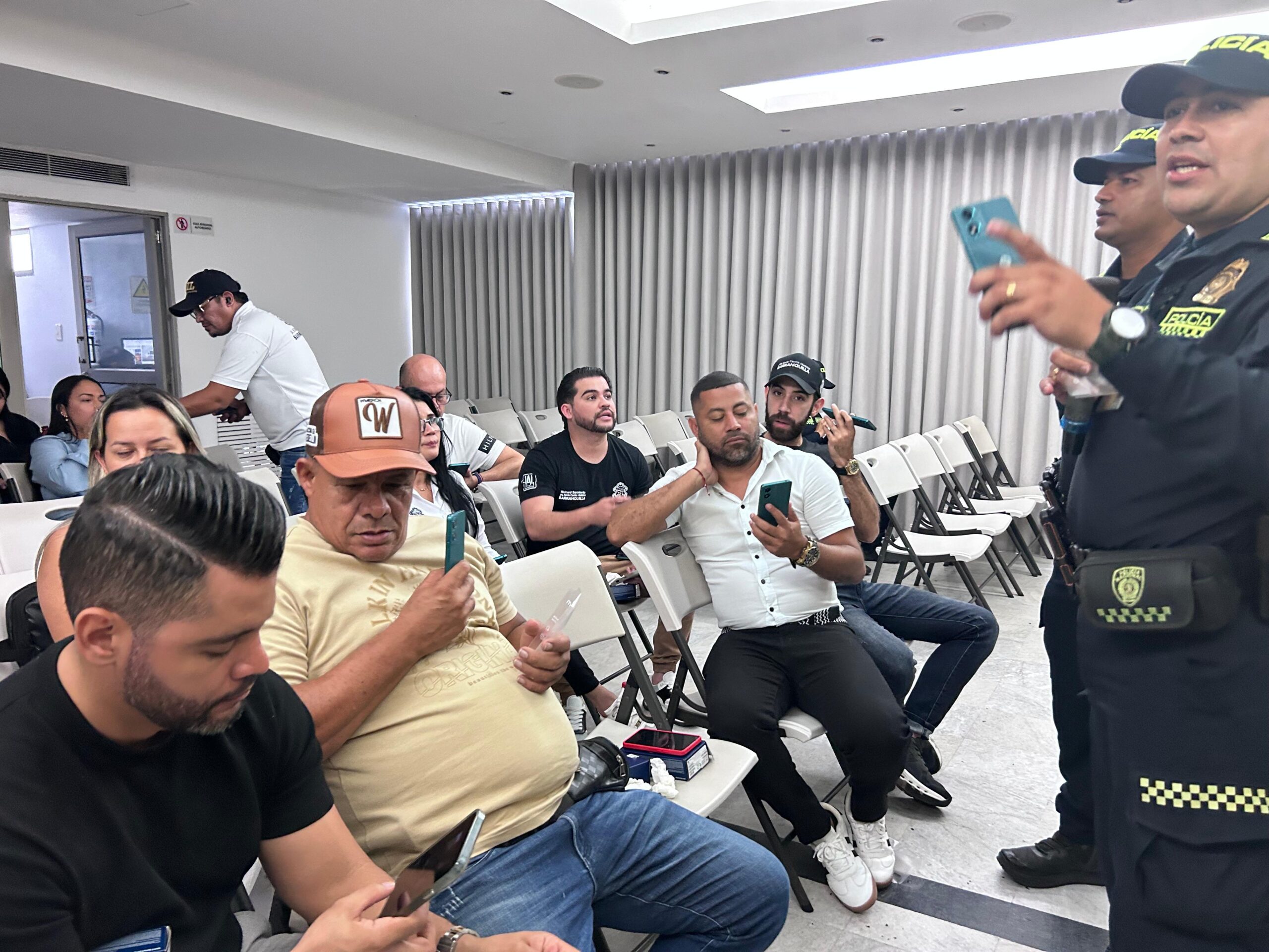 Distrito fortalece red de apoyo ciudadano con equipos de comunicación para ediles de Juntas Administradora Locales