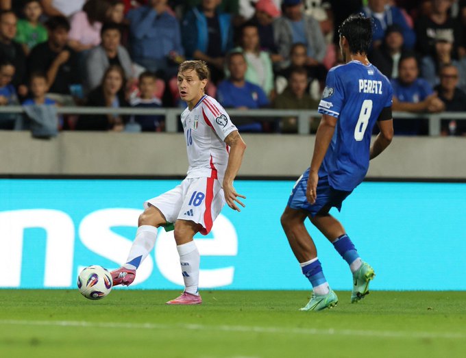 Italia mantiene vivas sus opciones mundialistas con un vibrante 5-4 sobre Israel