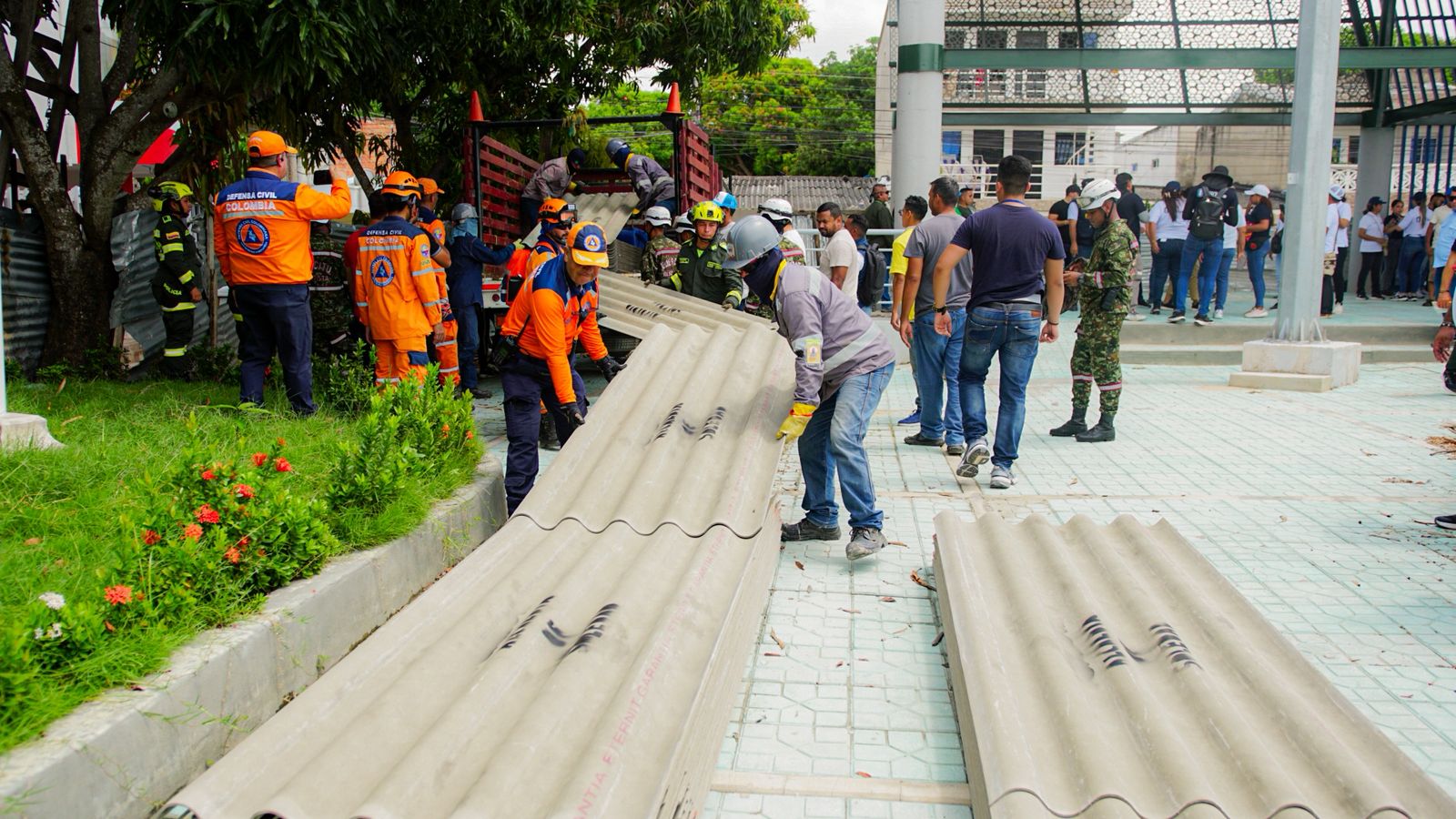 Ya son más de 700 viviendas afectadas por vendaval en Soledad