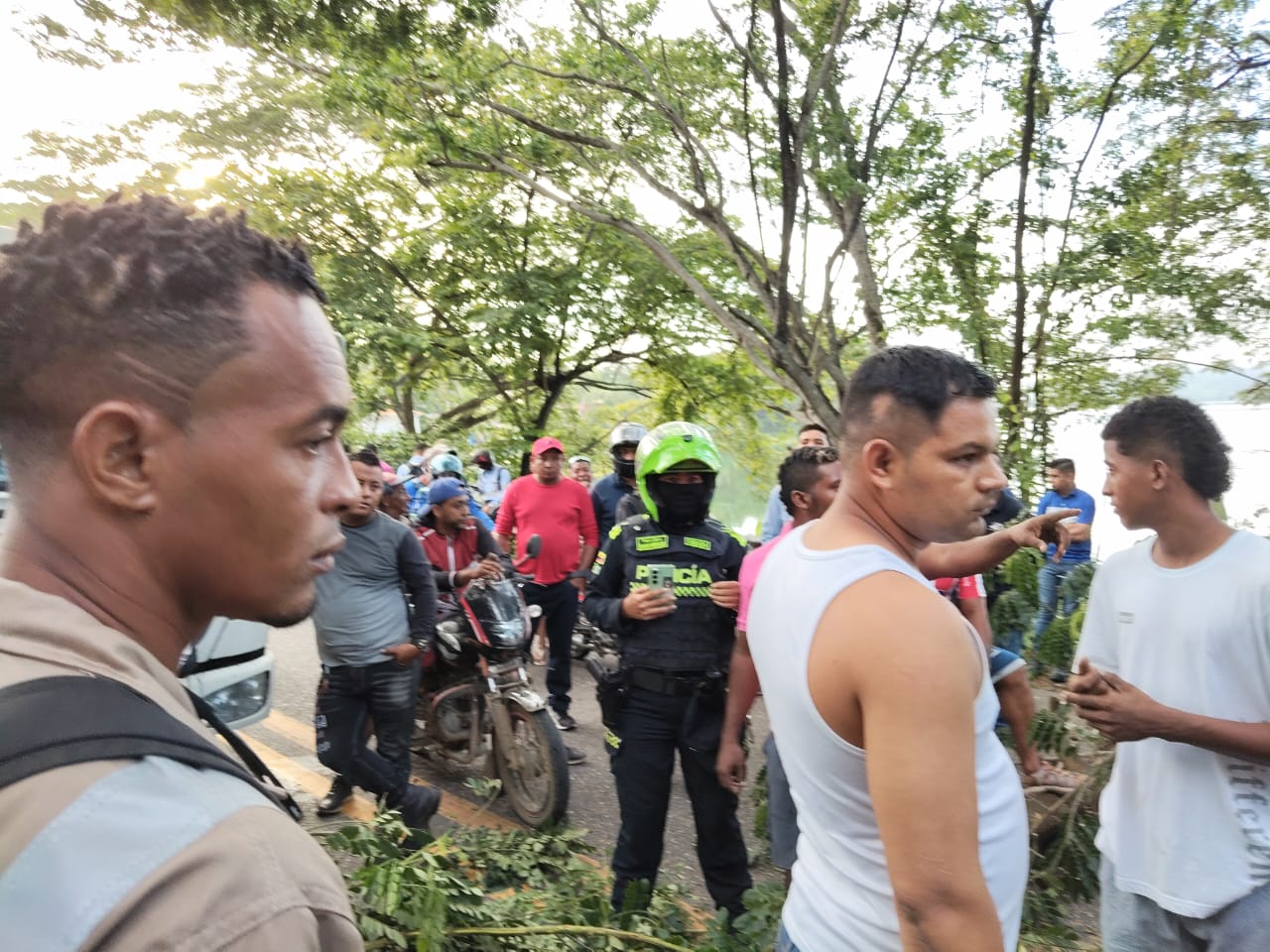 Habitantes de Santa Cruz en Luruaco bloquearon La Cordialidad