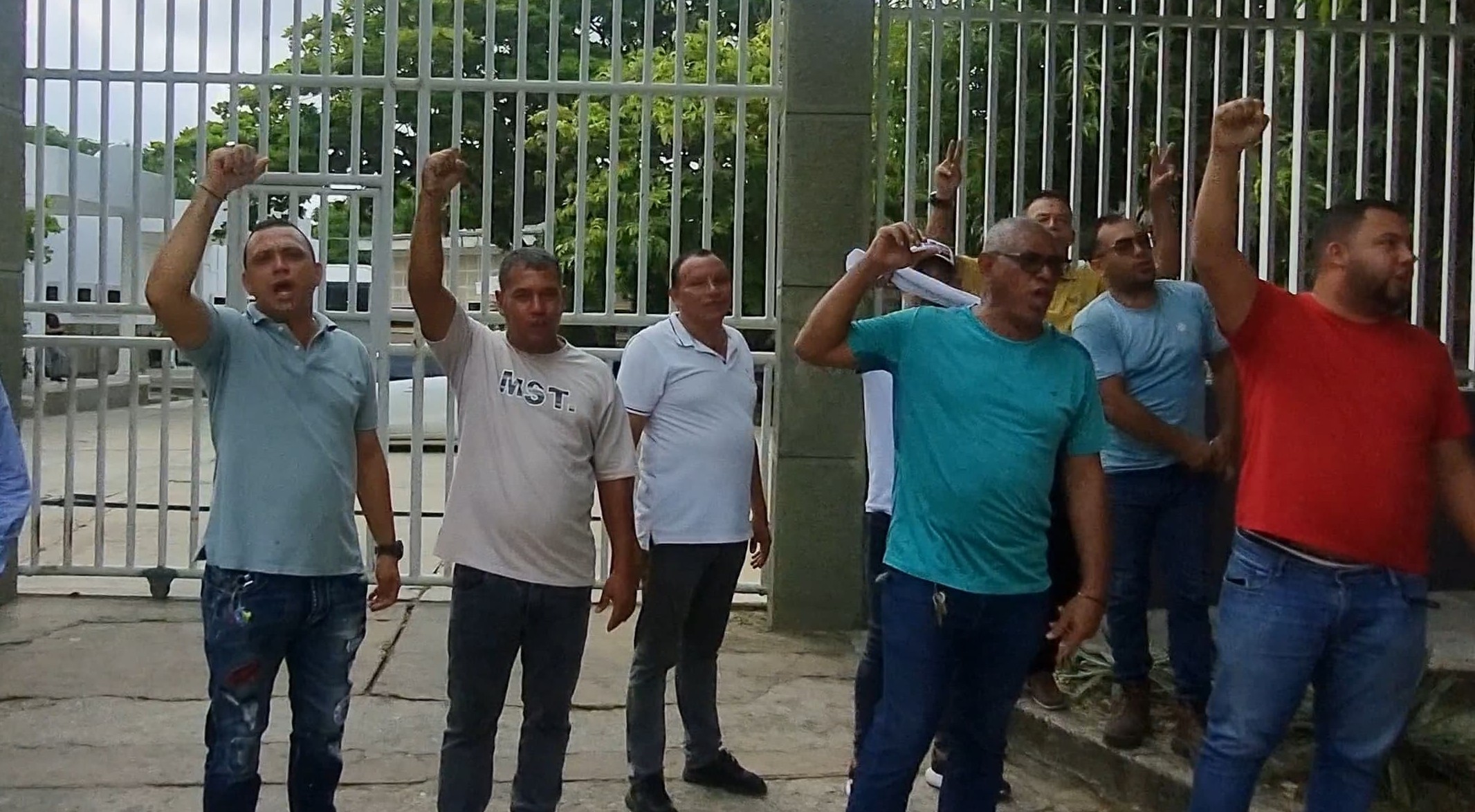Gobernación anuncia acciones jurídicas contra empresa de transporte por incumplimiento en la prestación del servicio