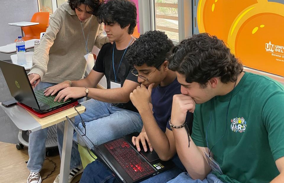 Daydream Barranquilla: una hackathon juvenil para la innovación