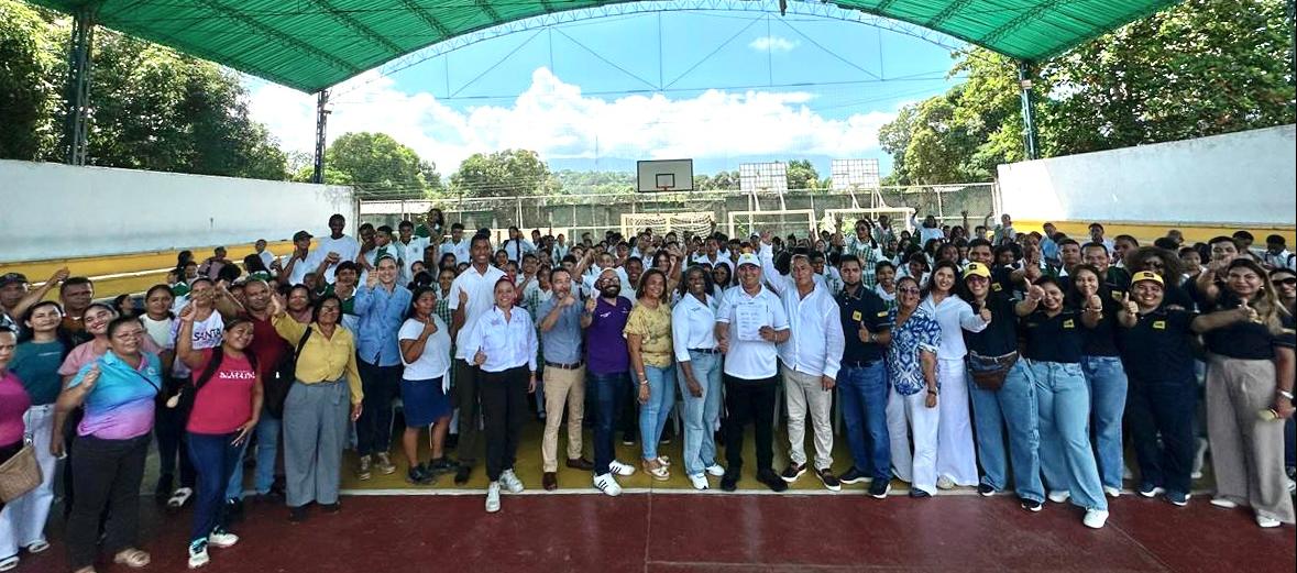 IUB lanza programa pionero para facilitar el tránsito de bachilleres a la educación superior