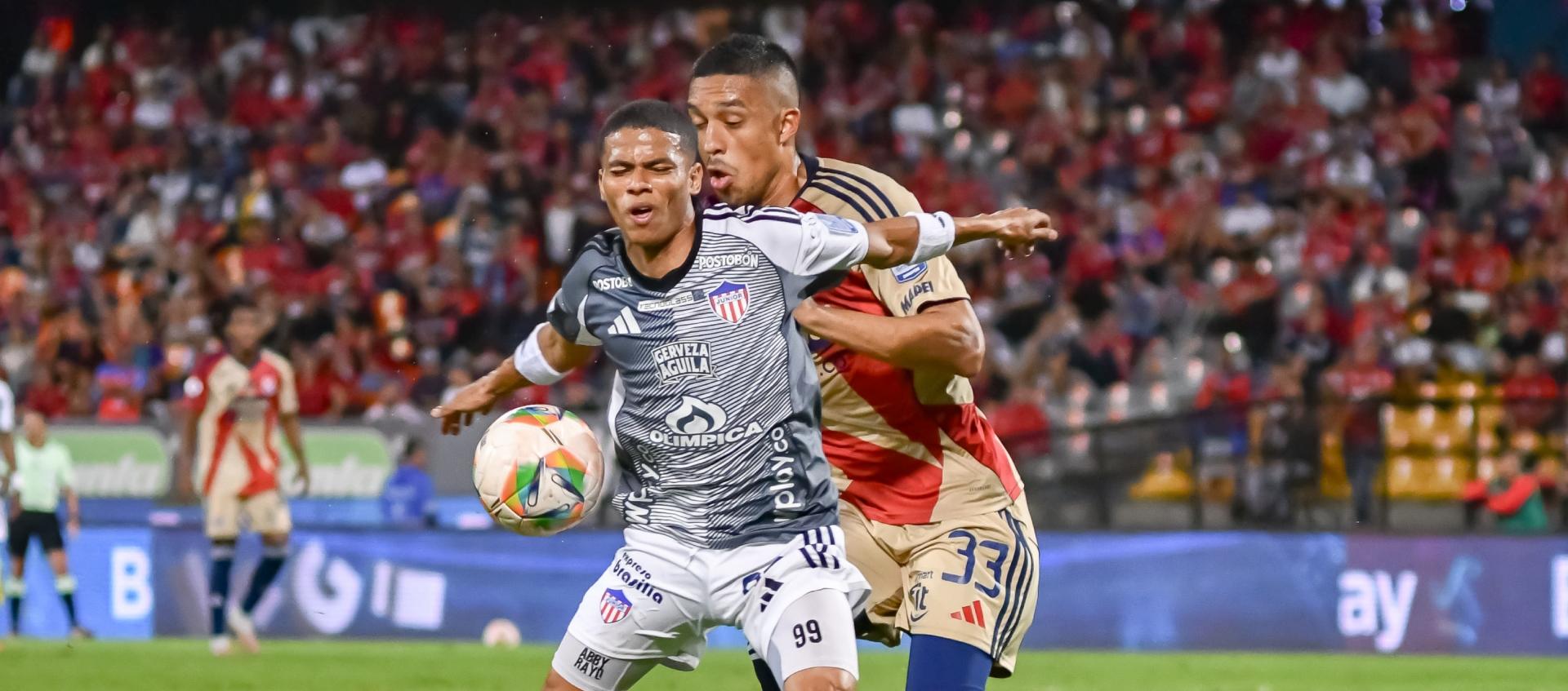Junior dejó escapar la victoria en Medellín: empató 2-2 con el DIM