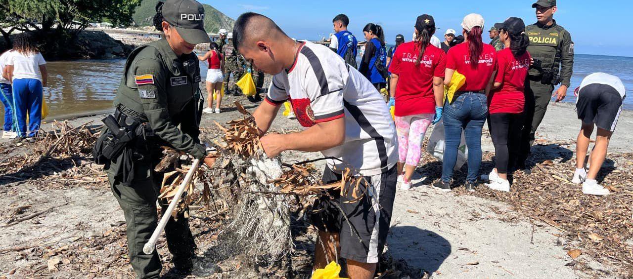 Una tonelada de residuos fue recolectada en playas de Santa Marta