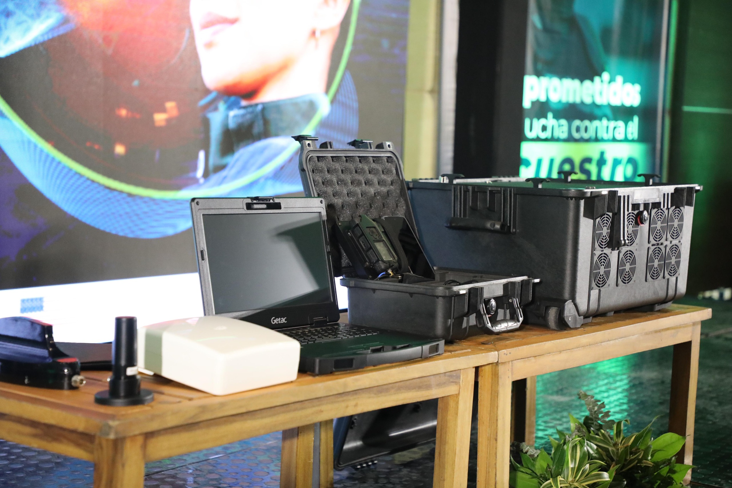 Entregamos un nuevo software radiolocalizador Raptor para seguir combatiendo la extorsión: alcalde Char