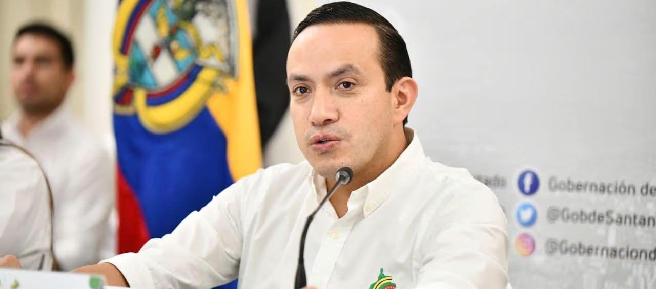 Fiscalía imputa cargos al exgobernador de Santander Mauricio Aguilar por presunto prevaricato