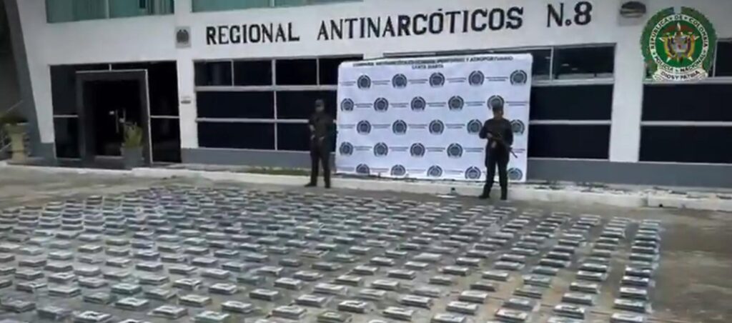 Incautan 579 kilos de cocaína en puerto de Santa Marta