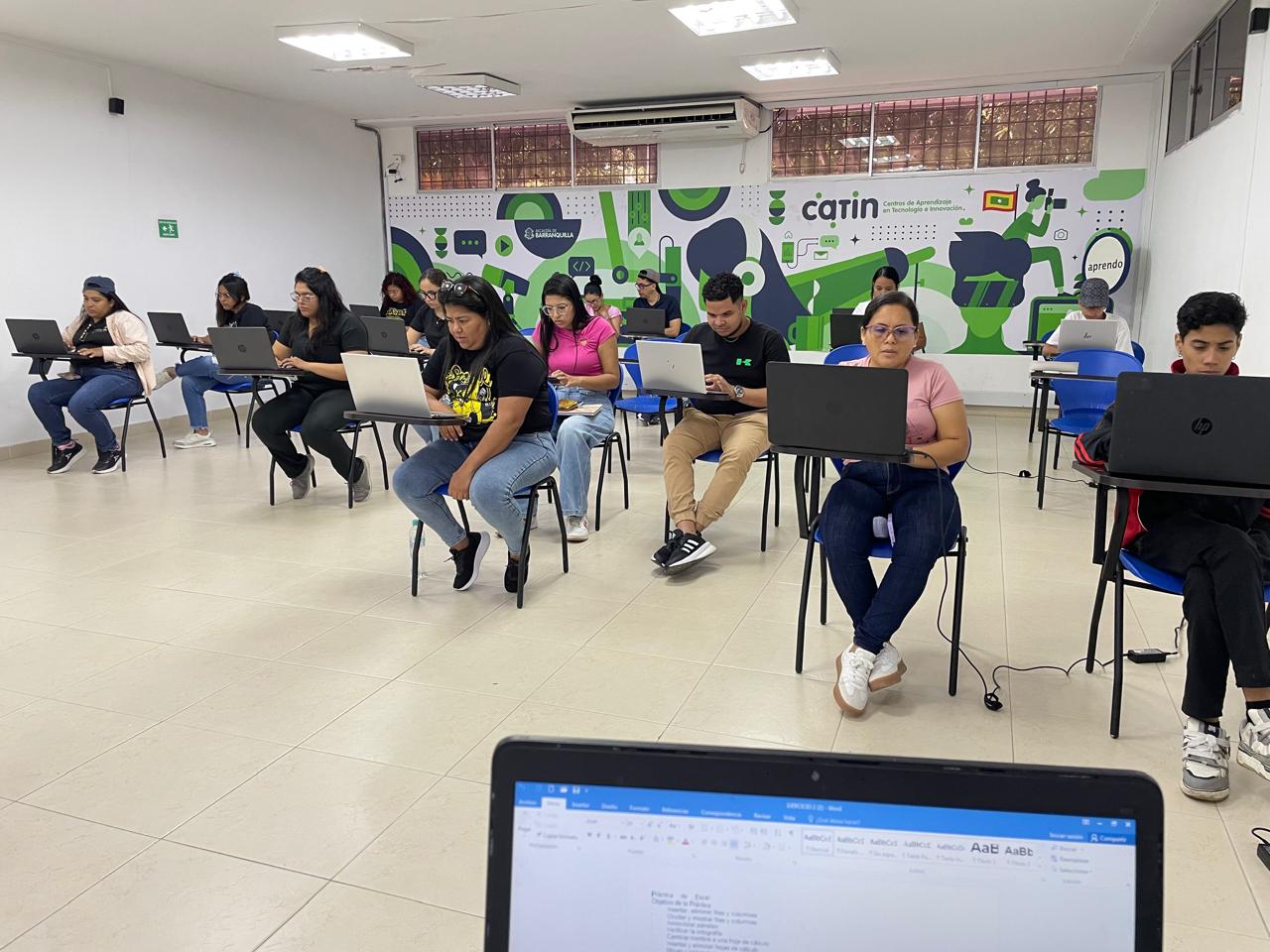 Distrito abre nueva oferta de cursos gratuitos en habilidades digitales