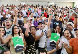 800 familias recibieron títulos de propiedad de sus viviendas