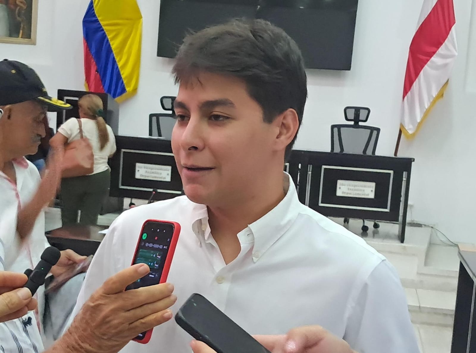 CAMILO TORRES