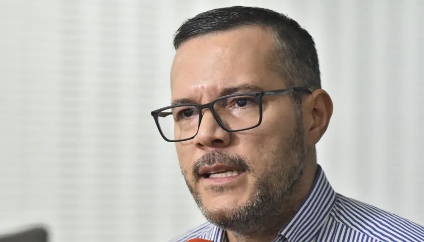 MAURICIO RODRÍGUEZ