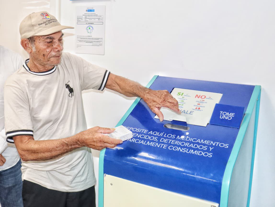 Gobernación lidera buenas prácticas para la disposición final responsable de medicamentos posconsumo