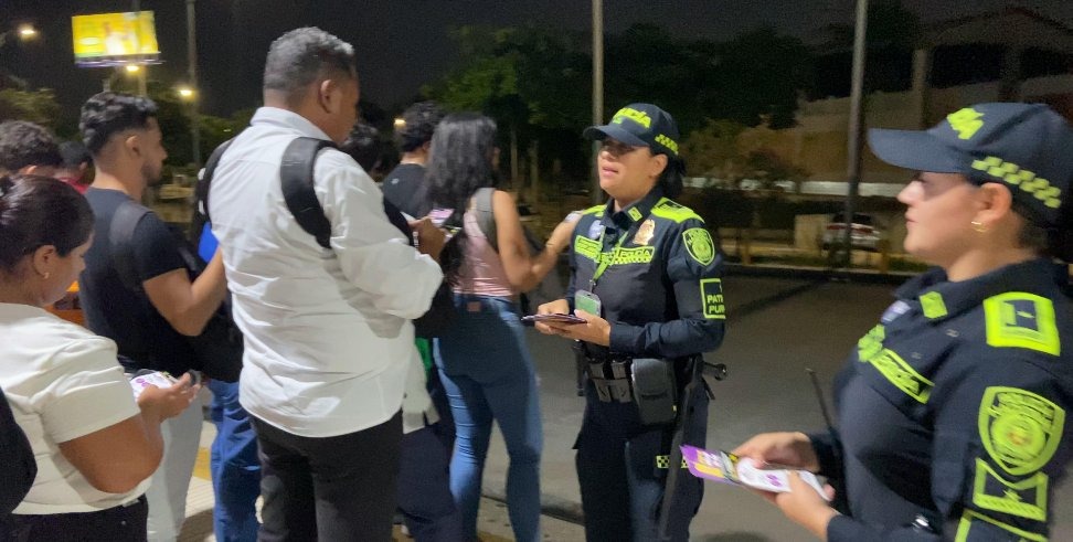 Policía de Barranquilla refuerza atención a víctimas de violencia de género con la Patrulla Púrpura