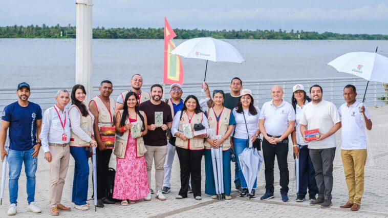 Guías turísticos reciben kits para fortalecer el servicio en el Atlántico