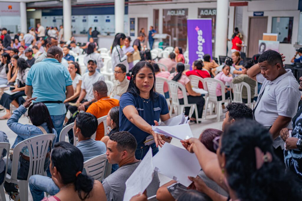 Más de 300 personas asistieron a feria de empleo en Soledad en busca de nuevas oportunidades laborales