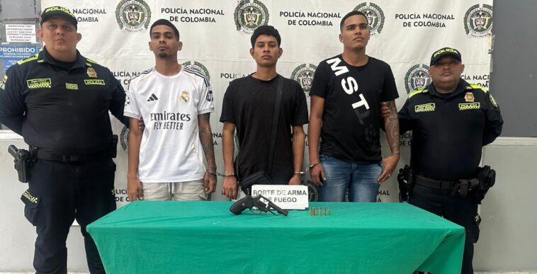 Tres capturados con arma de fuego en el barrio El Santuario
