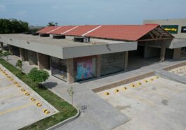 Centro comercial Plaza Los Robles