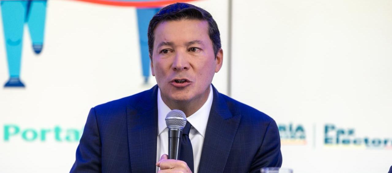 hernan penagos registrador