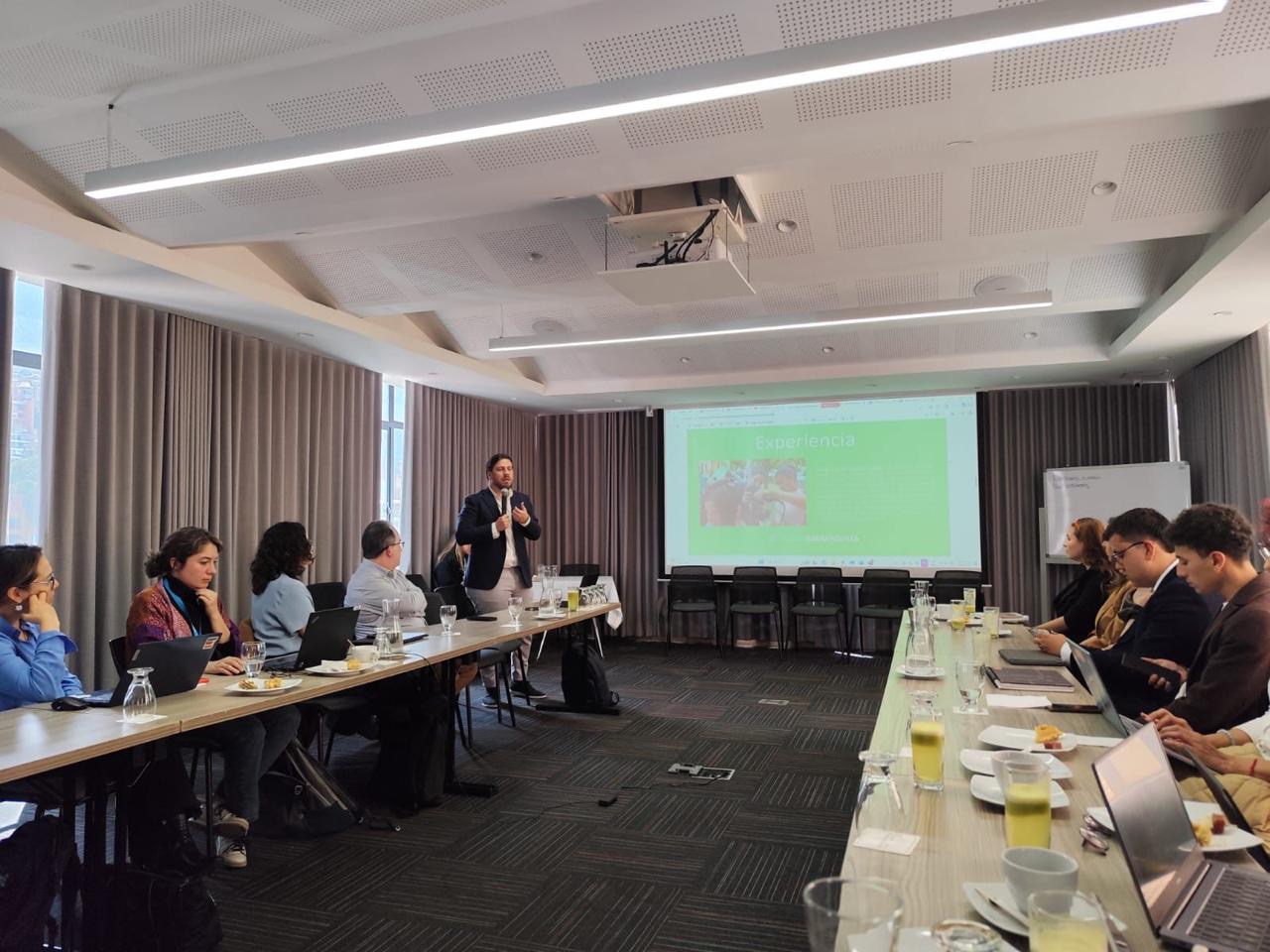 Embajada de Suiza destaca a Barranquilla por su modelo inclusivo de atención a la niñez migrante