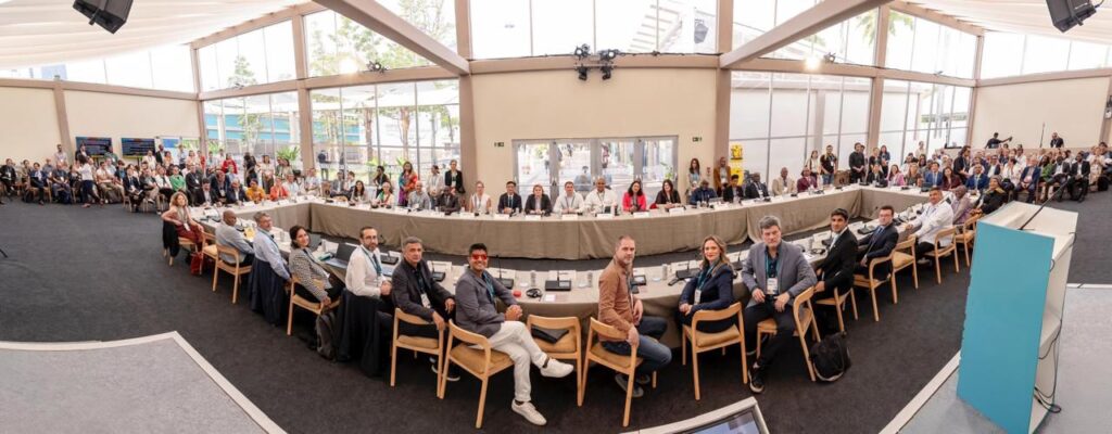Barranquilla expone en Brasil sus avances en transición energética y acción climática rumbo a la COP30