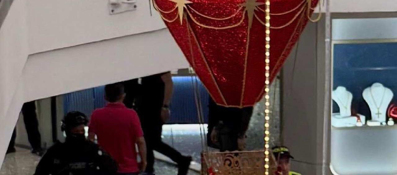 Balacera en centro comercial de Bucaramanga deja dos muertos y cinco capturados