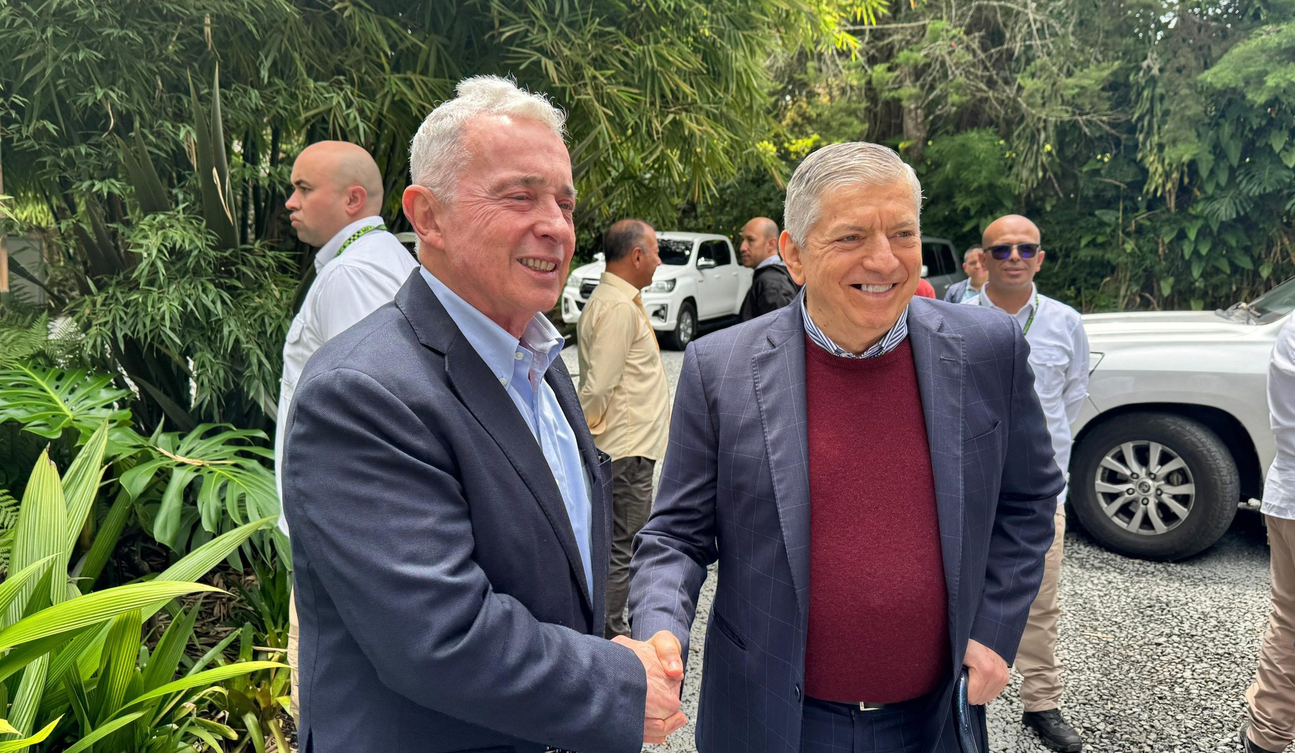 URIBE Y GAVIRIA
