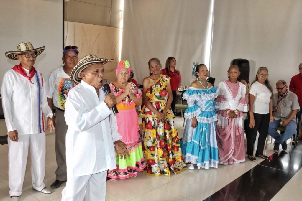 Atlántico envía delegación de personas mayores al Encuentro Nacional ‘Nuevo Comienzo’ en Cundinamarca