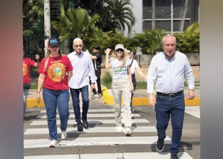 paso peatonal con botonera inclusiva en la calle 76 con carrera 56