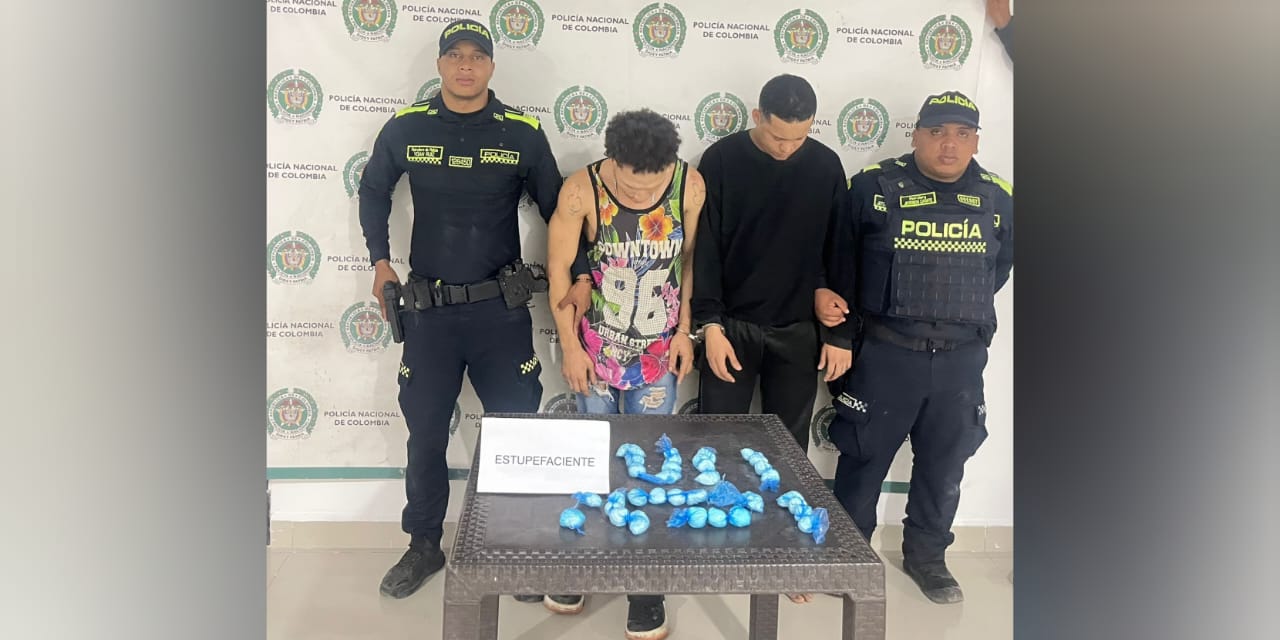 Capturan a dos hombres con 311 gramos de base de coca en La Central