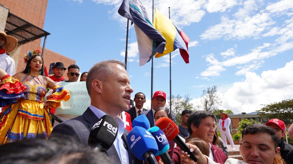 Héctor olimpo espinosa