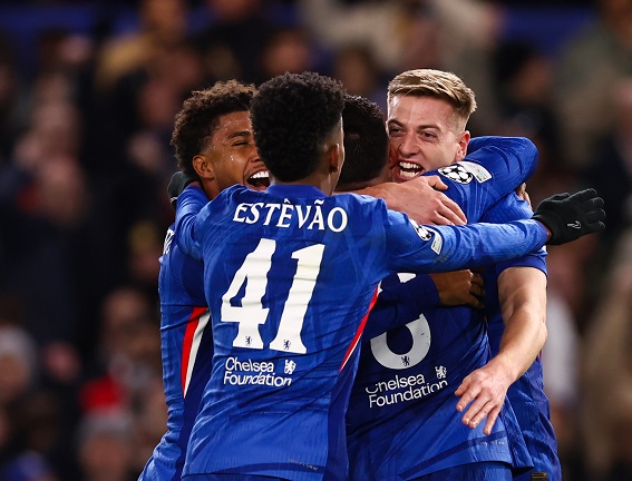 Chelsea aplasta al Barcelona en Champions League