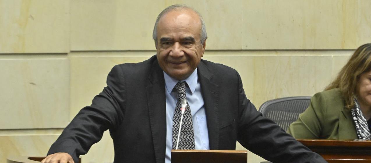 Corte Constitucional retira al magistrado Héctor Carvajal del debate de la reforma pensional