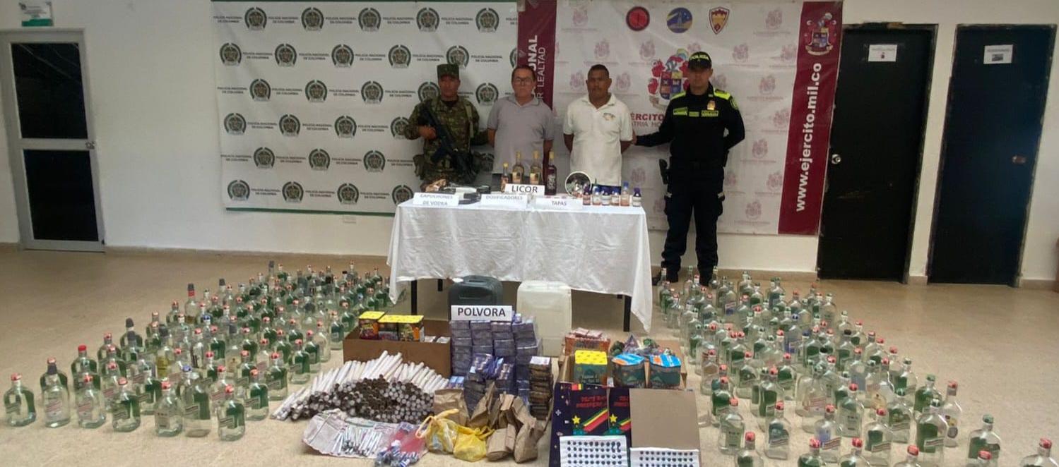 Desmantelan fábrica de licor adulterado en Sabanagrande y decomisan más de 100 kilos de pólvora