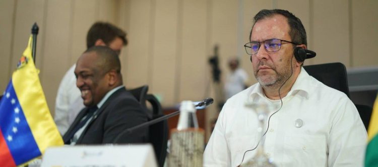 Venezuela recibe respaldo de Irán ante tensiones con EE.UU. en el Mar Caribe