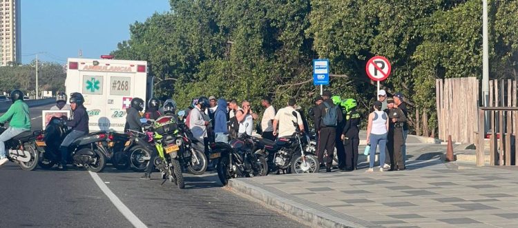 Joven de 22 años murió de un infarto mientras se movilizaba en bus rumbo a su trabajo en Barranquilla