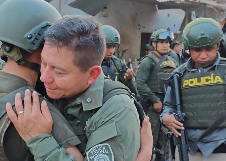 Más de siete horas de ataque armado dejan destrucción y siete heridos en Buenos Aires, Cauca