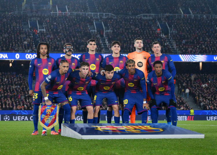 Koundé da la victoria al Barcelona sobre el Frankfurt