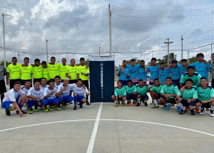 Jóvenes de zonas ribereñas de Barranquilla transforman sus proyectos de vida con programas sociales del Distrito