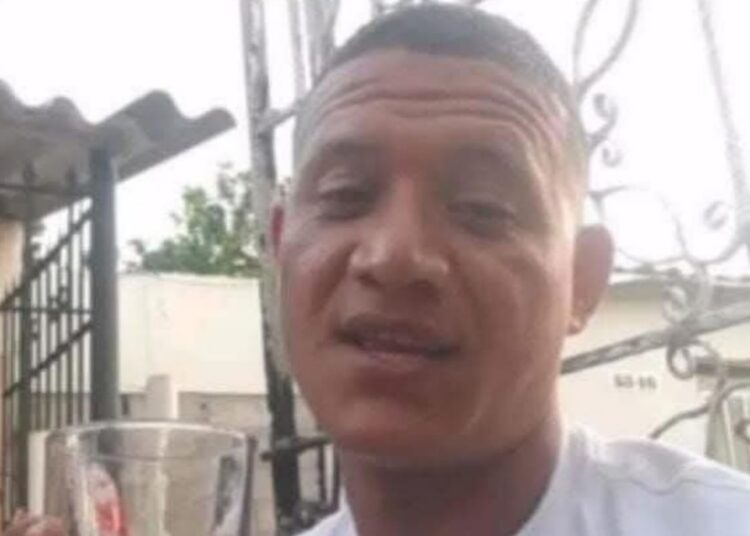 Mototaxista asesinado y vendedor de butifarras herido en ataque a tiros en Soledad