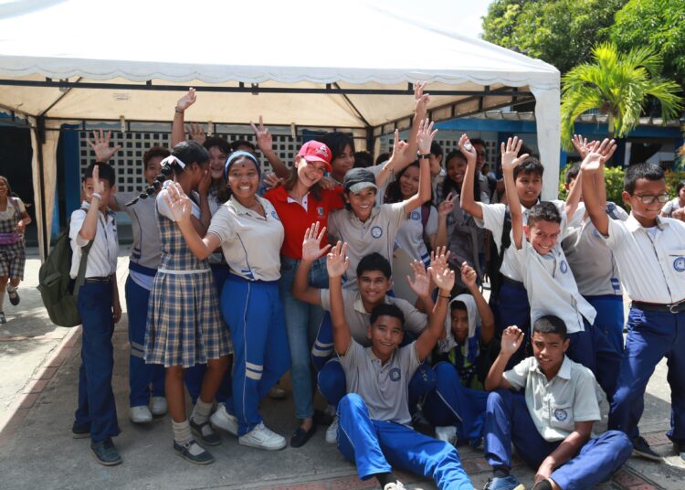 ‘Atlántico Digital’ fortalece habilidades tecnológicas en más de 2.600 estudiantes del departamento