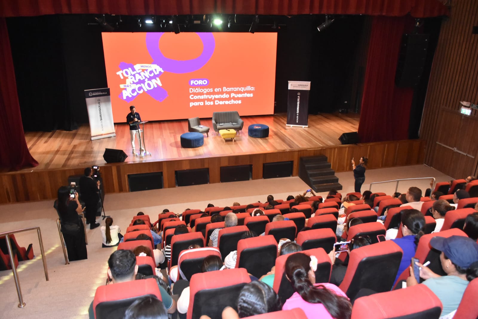 Barranquilla conmemora el Día de los Derechos Humanos con foro sobre acceso a la justicia y prevención de violencias