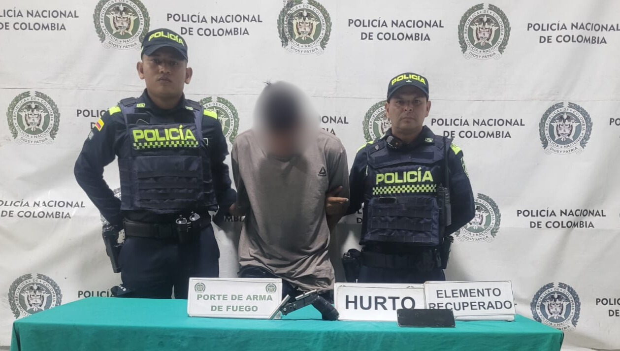 Capturan en flagrancia a hombre armado tras cometer hurto en el centro de Barranquilla