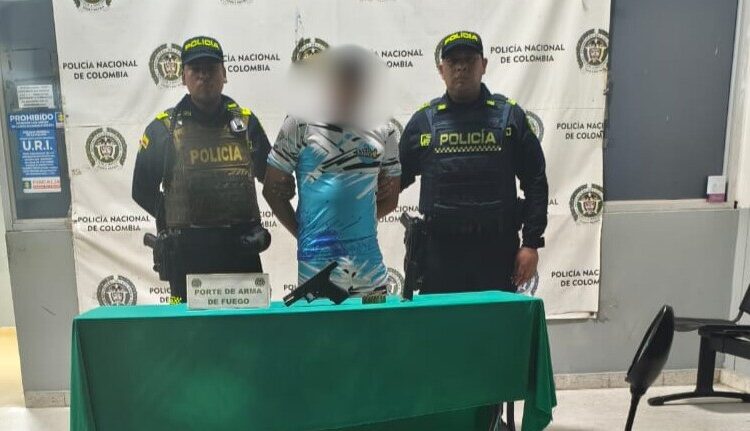 Hombre fue capturado con pistola 9 mm en operativo contra armas ilegales en Barranquilla