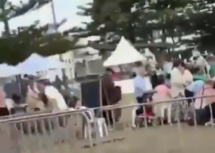 Ataque terrorista en playa de Sídney deja 12 muertos y 29 heridos durante celebración judía